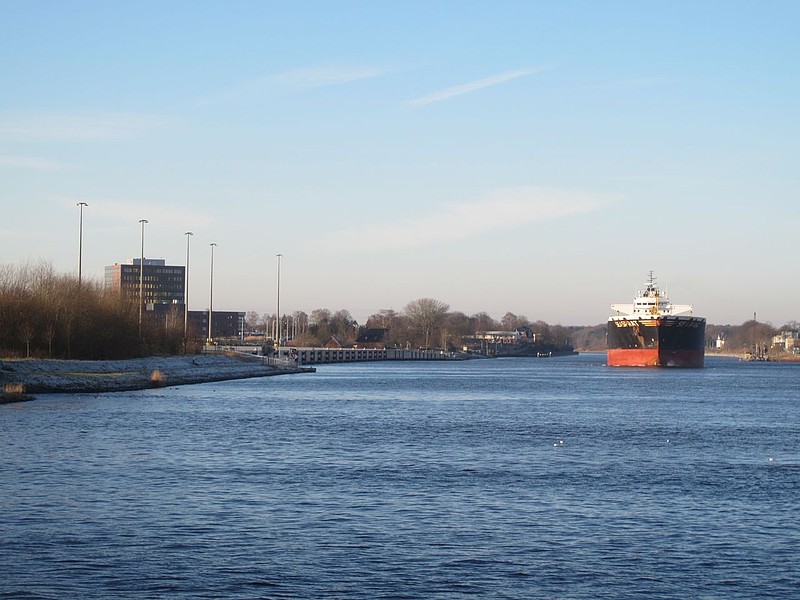 Osterrönfeld, Neuer Hafen Kiel Canal Bild 2